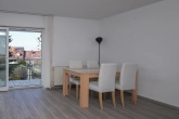 Wohnzimmer/Schlafzimmer - Tolle Einzimmerwohnung mit Balkon und Kellerabteil in ruhiger Lage von Bruchsal