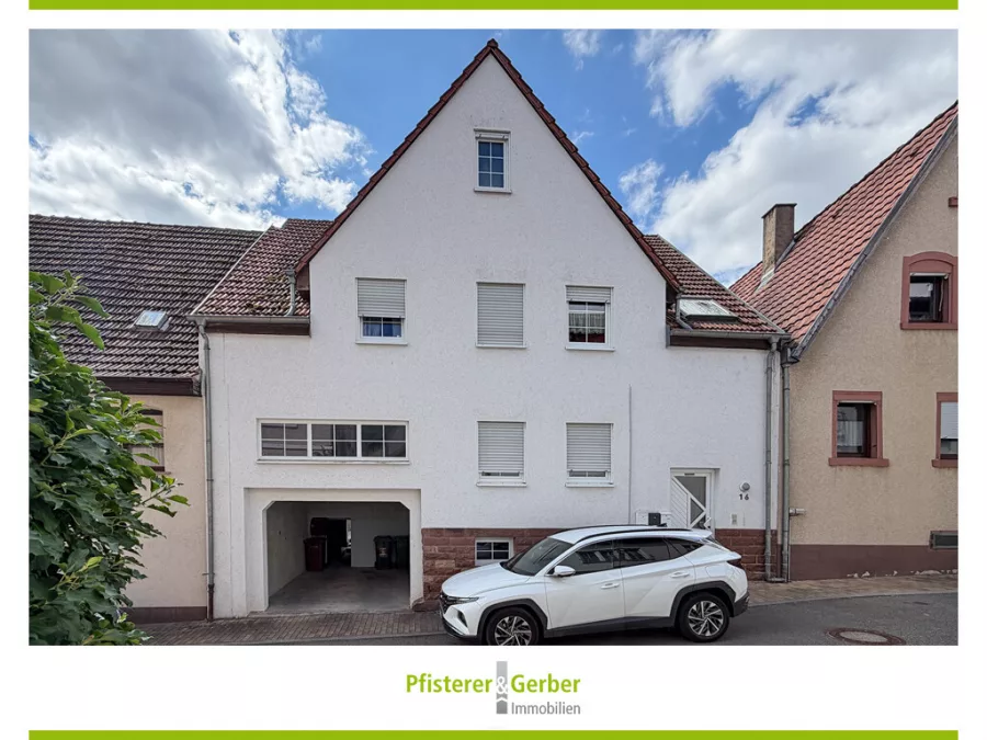 Attraktives Zweifamilienhaus in Waibstadt mit zusätzlichem Ausbaupotenzial, 74915 Waibstadt, Mehrfamilienhaus