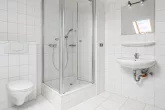 Badezimmer im DG