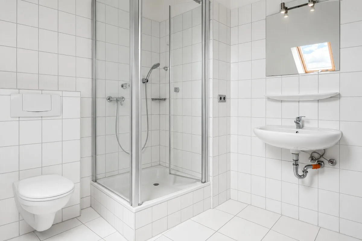 Badezimmer im DG