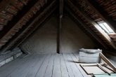 Günstiges Wohnhaus mit Sanierungsbedarf - Machen Sie es zu Ihrem Wohnglück! - Dachboden Anbau
