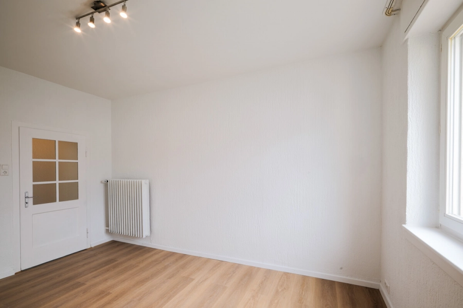 Attraktive 3,5 Zimmer Wohnung in bester Innenstadtlage von Bruchsal - Wohnzimmer (78751)