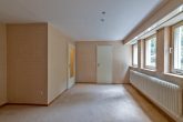 Ein Zuhause, geprägt von Natur und Ruhe – Willkommen in Karlsruhe-Bergwald - wohnlich ausgebautes Zimmer im Untergeschoss