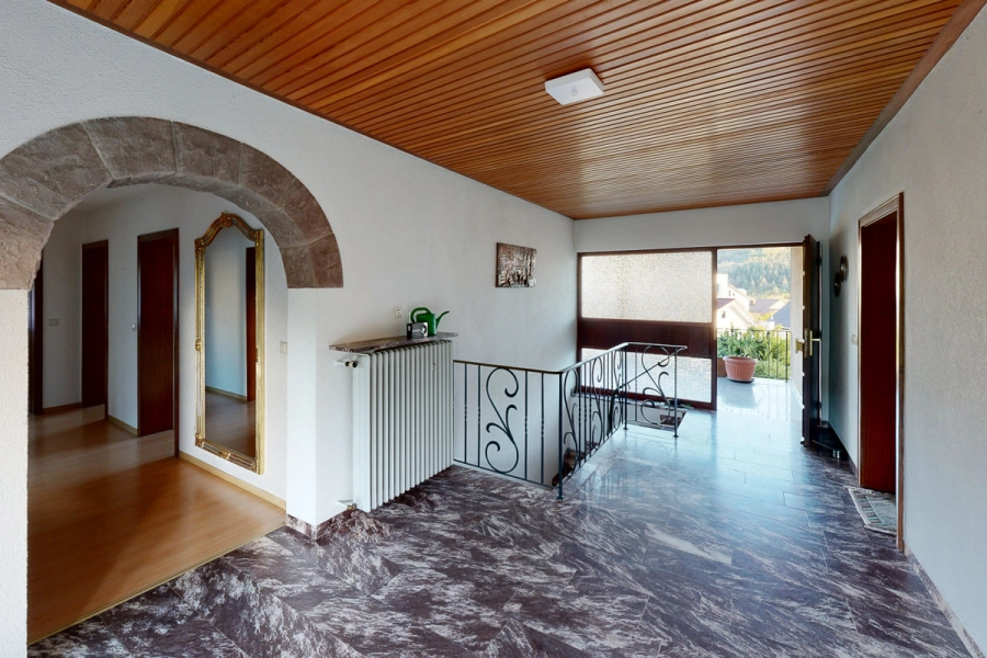 Charmanter Bungalow mit idyllischem Garten nahe den Weinbergen - Eingangsbereich (80468)