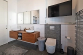 Badezimmer - Exklusives Penthouse mit Terrasse, Balkon, Einbauküche, Sauna und TG-Stellplatz