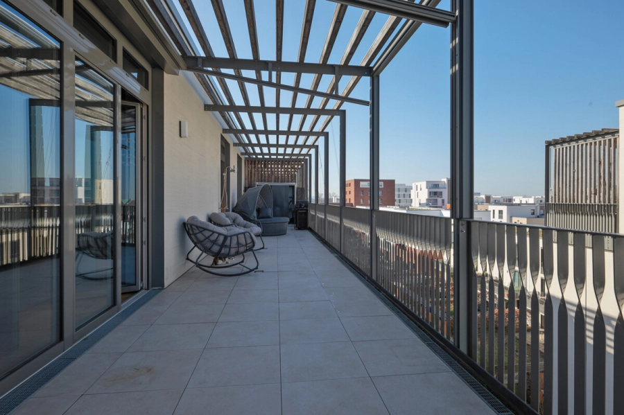 Exklusives Penthouse mit Terrasse, Balkon, Einbauküche, Sauna und TG-Stellplatz - Terrasse (80959)
