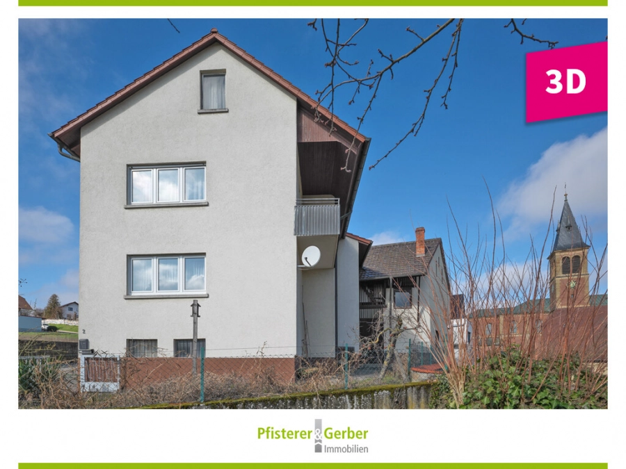 Viel Raum für Ideen: Einfamilienhaus mit Scheune und separater landwirtschaftlicher Fläche - Straßenansicht (81006)