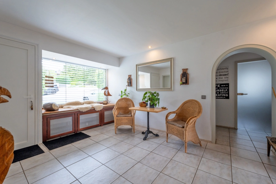 Ihr Rückzugsort in bester Aussichtslage – Modernes Einfamilienhaus mit Einliegerwohnung - Eingangsbereich (79291)