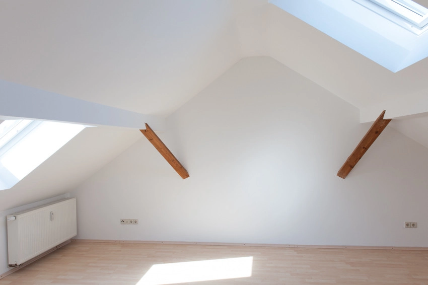 685 m² Vermietungsfläche: Zwei Wohn- und Geschäftshäuser mit über 7% Rendite - Wohnung DG (80234)